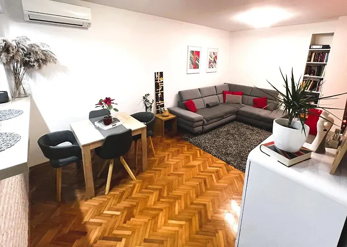 - 5 Min By Car To The & Center - Free Public Parking Apartman Split