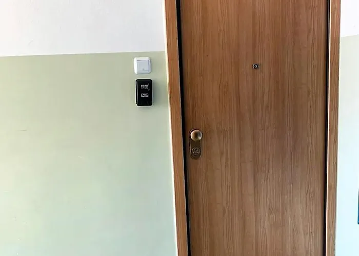 - 5 Min By Car To The & Center - Free Public Parking Apartman