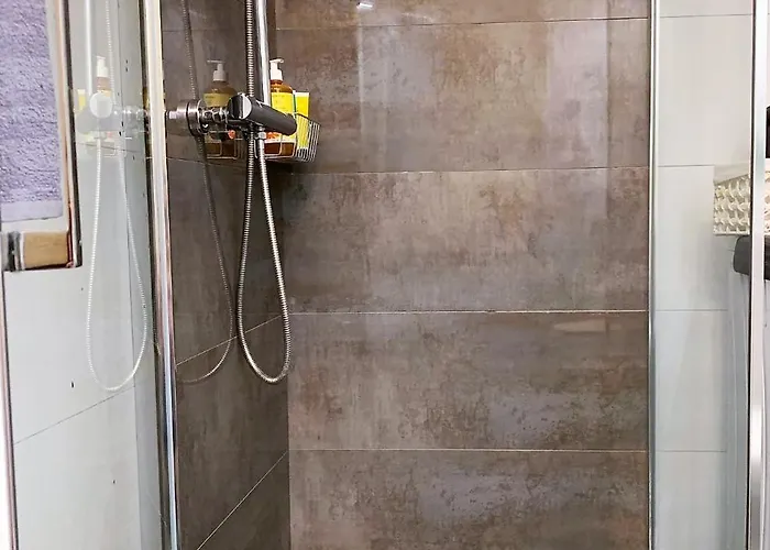 - 5 Min By Car To The & Center - Free Public Parking Apartman Split